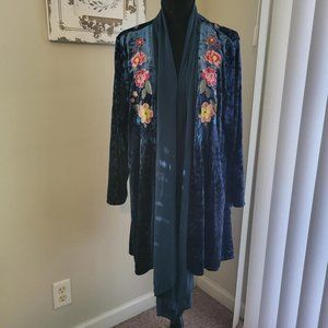 Stunning Velvet Cardigan With Floral Embroidery / Size 1X